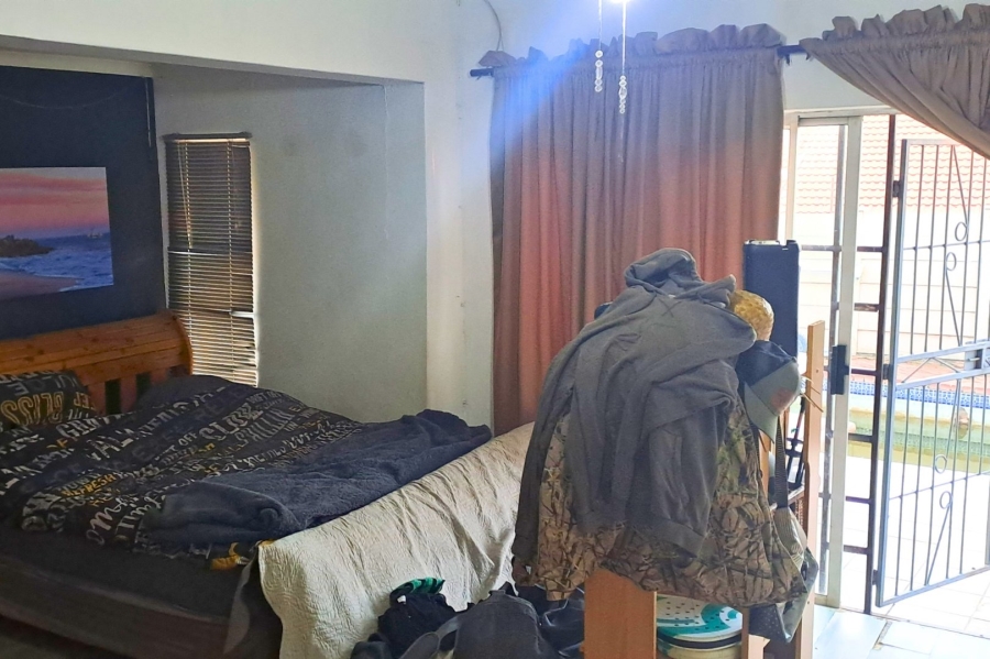5 Bedroom Property for Sale in Fleurdal Free State